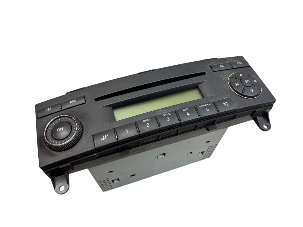 Volkswagen Crafter Radio A0048204086 Radio VW CRAFTER I (2E) (2006-2016)...