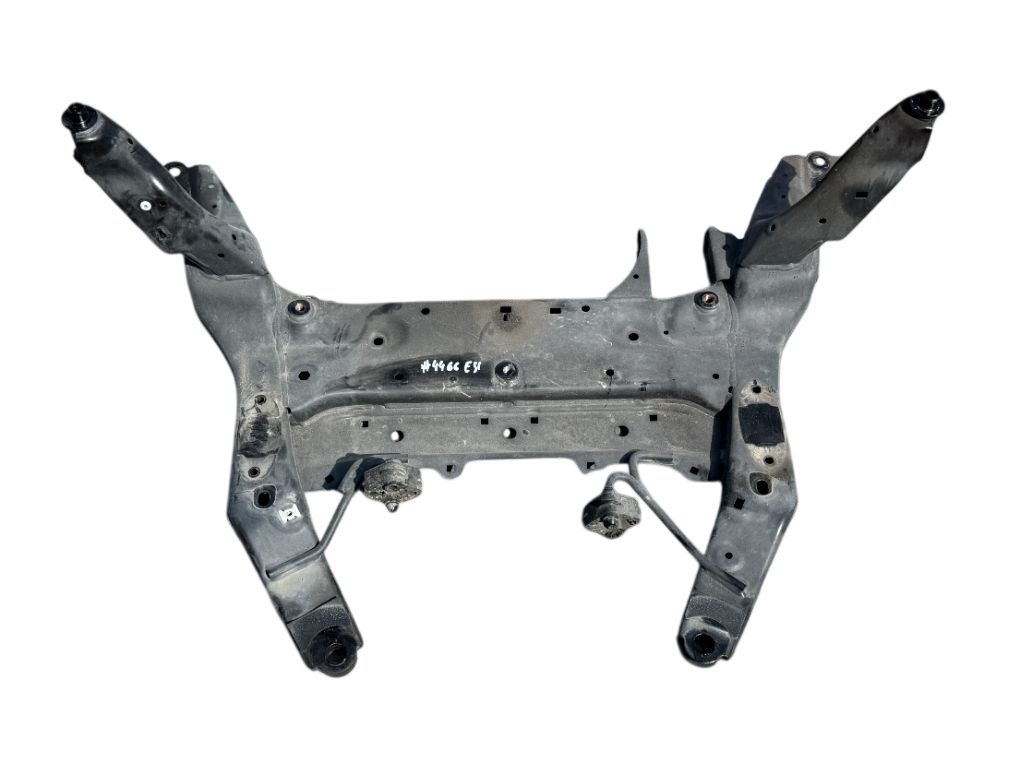 BMW 2 (F22 / F23) Front Axle Beam 6872729 Front Axle Beam BMW 2 Active Tourer (F4...