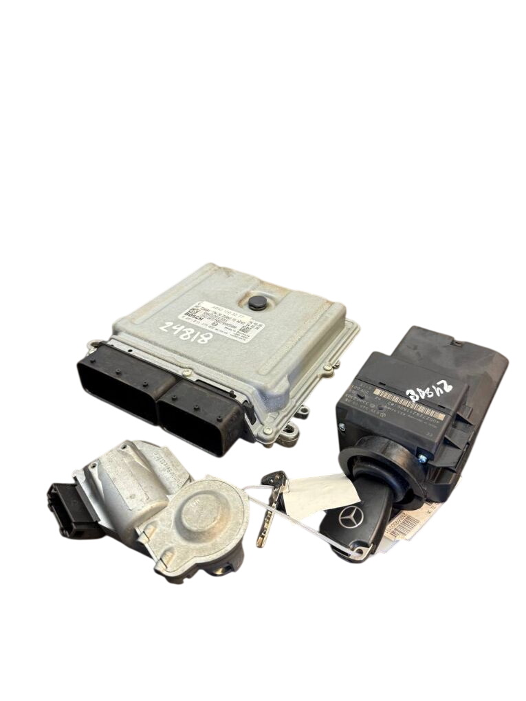 Mercedes-Benz Viano / Vito (W639) Engine ECU immo kit / set A6421503277 0281013475 6421503277 6395450508 A2...