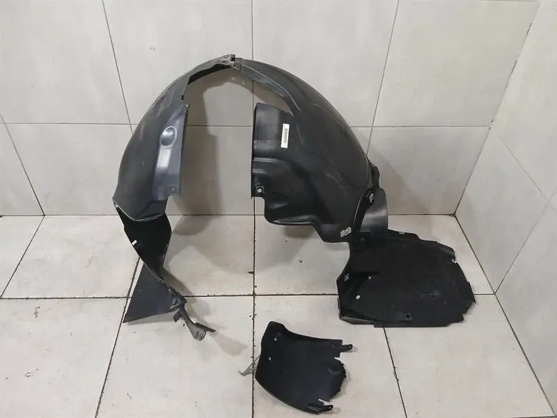 Porsche Cayman 718 GT4 Wheel Arch Liner 982809957D LH FRONT Wheel Arch Cover Brand/Model: PORSCHE 718
Year: 2020
Engine: 399...