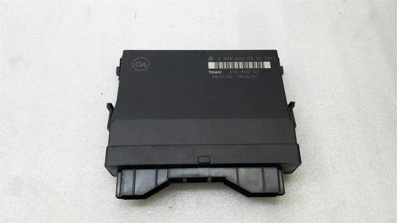 Mercedes-Benz A (W169) Mercedes C W203 electronic module A2098200326 control unit rear control unit Body type: Saloon
Fuel: Petrol