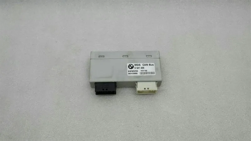 BMW 6 (E63 / E64) BMW 6 Series E63 Sunroof Control Module 6941486 Sliding Sunroof Control Unit Body type: Coupe
Fuel: Petrol