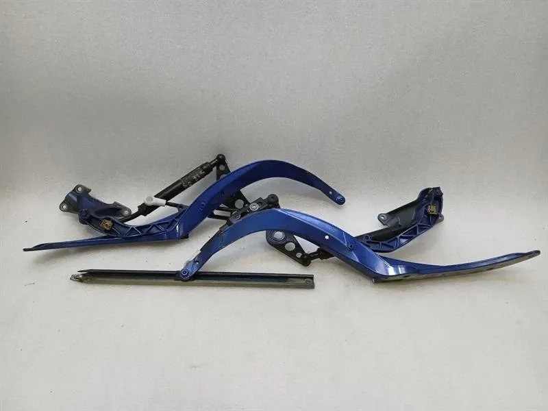 Porsche Boxster (987) Porsche Boxster 987 boat hinge set 98756155200 tailgate hinge set Body type: Convertible
Fuel: Petrol