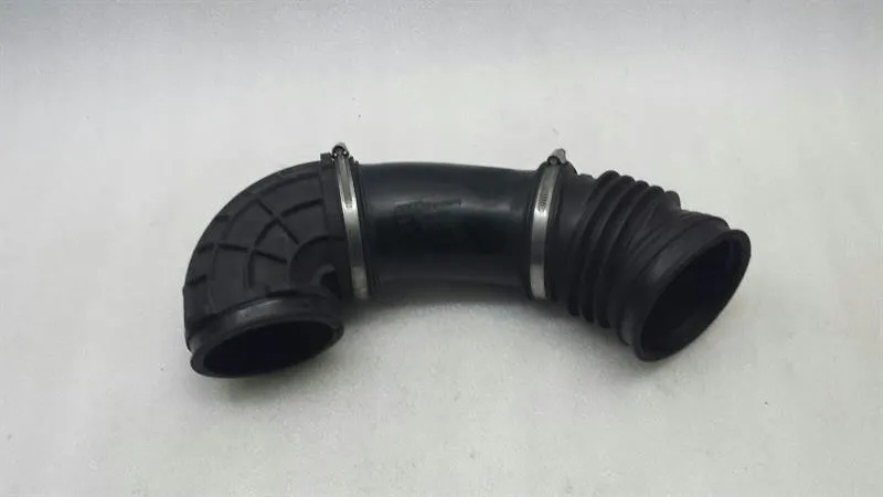 Audi A6 (C6) Audi A6 4F intake pipe 077129627K intake hose charge air