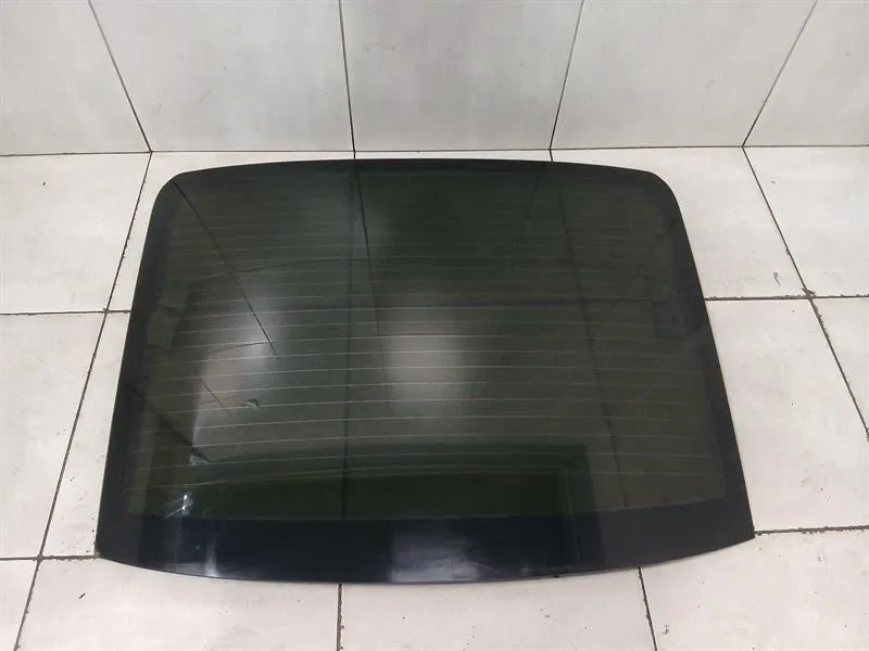 Porsche 911 (991) Porsche 911 991 Rear Screen 99154591100 Rear Window Body type: Coupe
Fuel: Petrol