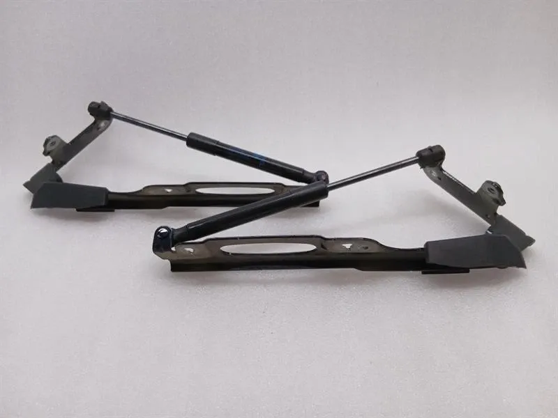 Porsche Cayman (981) Porsche Cayman 981 GT4 Bonnet Hinge Set 99151115103 Hood Hinge Set Body type: Coupe
Fuel: Petrol