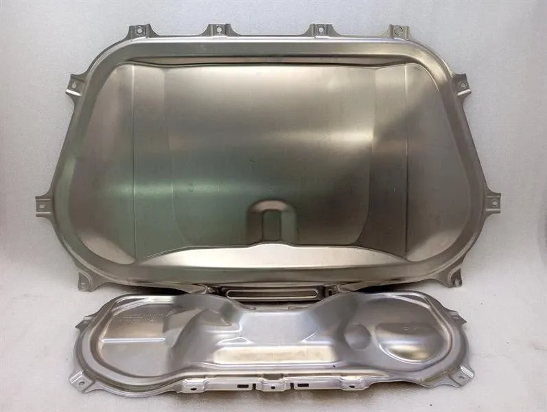 Porsche Cayman 718 GT4 Engine Cover 982827015 Engine Cover SET Brand/Model: PORSCHE 718
Year: 2020
Engine: 399...