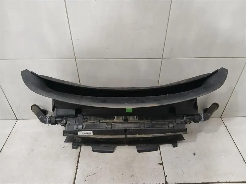 Porsche 911 (991) Porsche Cayman 718 GT4 Water Radiator 99110613802 Water Cooler Radiator Body type: Coupe
Fuel: Petrol