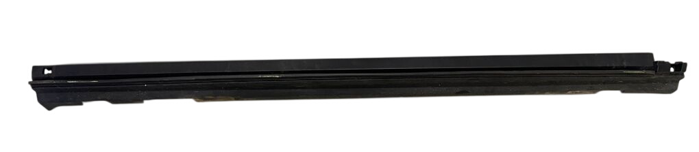 Volvo XC40 / EX40 oikea sivuhelma 31448224 Side Skirt Right VOLVO XC40 / EX40 / E...