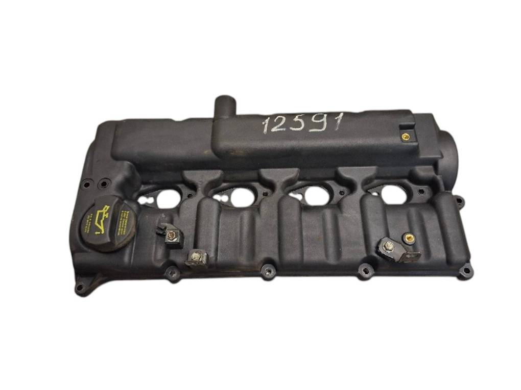 Kia Sorento Cylinder head valve cover