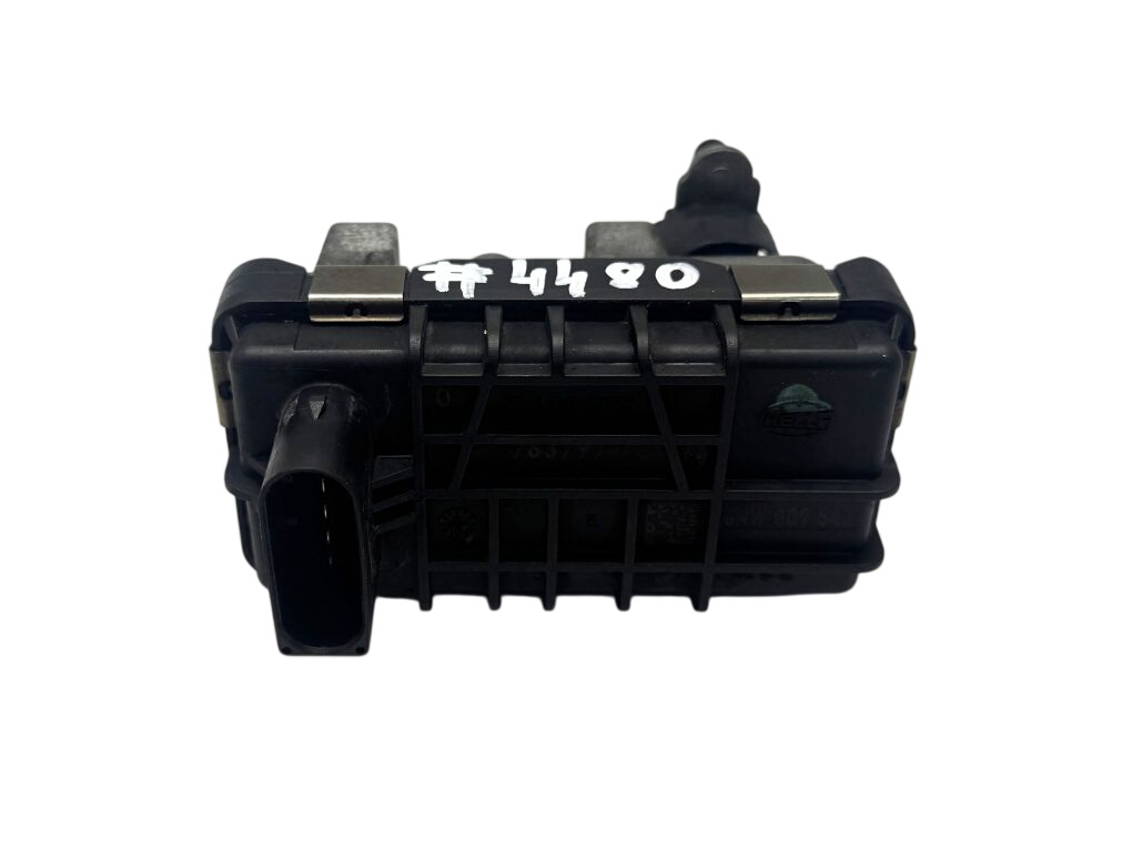 Volvo XC90 Turbocharger control valve / actuator 6NW009543 Turbocharger control valve / actuator...