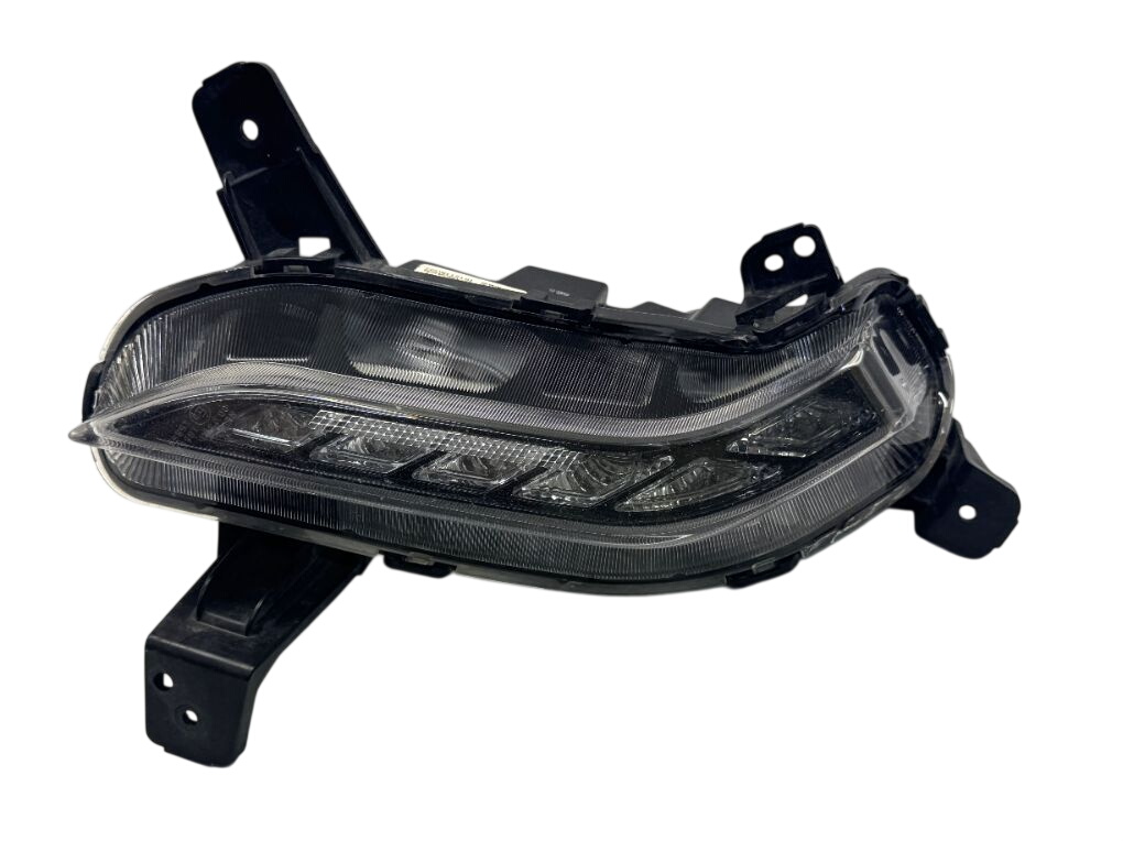 Hyundai i30 Fog Lamp Front Right 92208G4220 Fog Lamp Front Right HYUNDAI i30 III...
