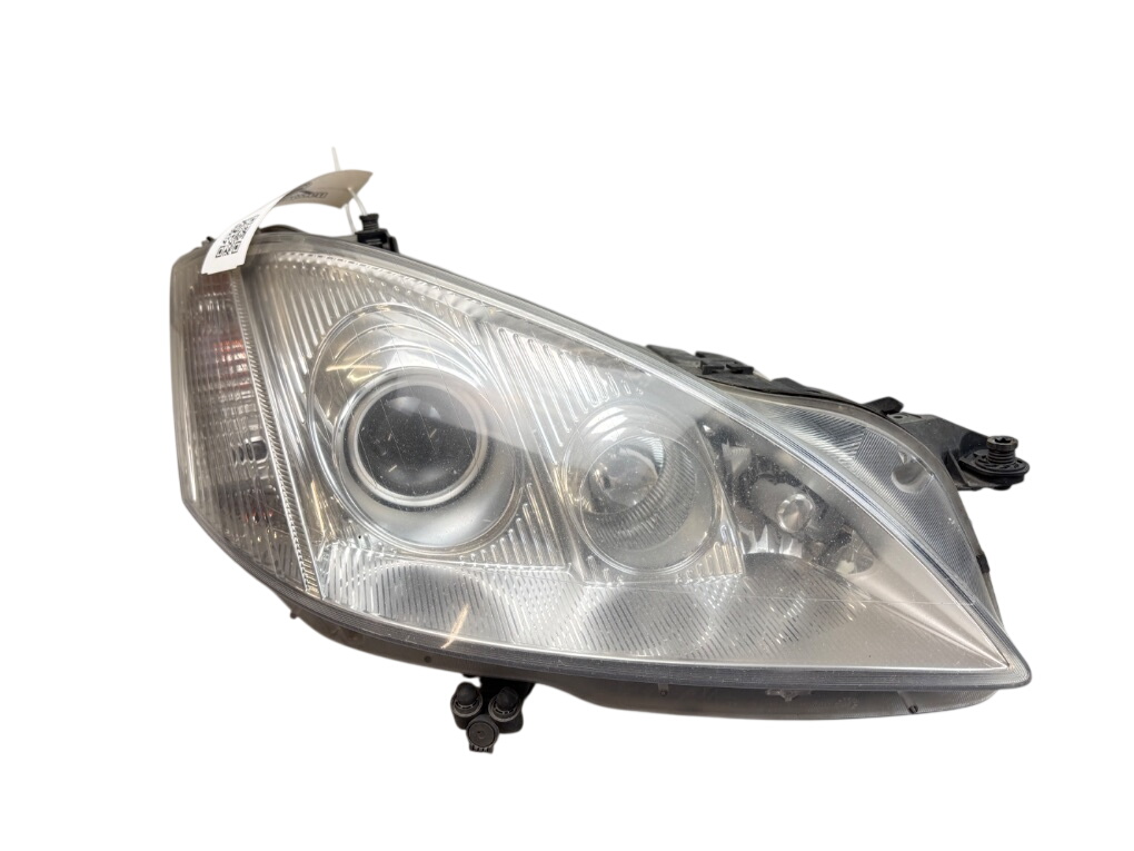 Mercedes-Benz A (W169) headlight right 030121628692 Headlight right MERCEDES-BENZ S-CL...