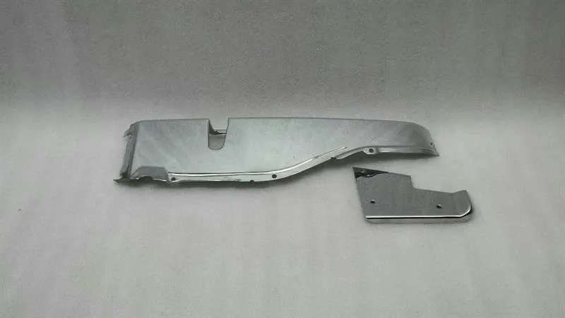 Mercedes-Benz 280SL - 600SL / SL (R129) Mercedes CL W140 left door panel rear edge/bottom A1407280321 covering Body type: Coupe
Fuel: Petrol