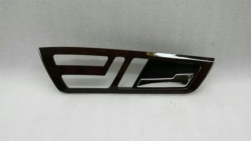 Mercedes-Benz A (W169) Mercedes CL Right Seat Switch Cover Burred Walnut A2167200848 Cover Body type: Coupe
Fuel: Petrol