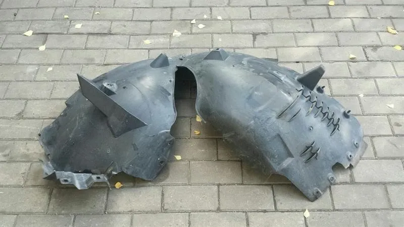 Mercedes-Benz A (W169) Mercedes SL Front Left Wheelhouse Cover / Arch Liner A2306902130 Wheel Arch Cover Body type: Convertible
Fuel: Petrol