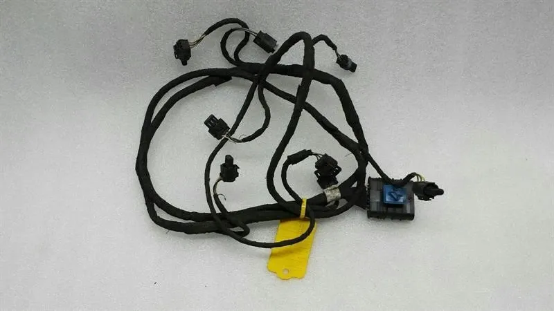 Mercedes-Benz A (W176) Mercedes E Class W212 Wiring Loom A2125407313 PDC Front Wiring Harness Faulty Body type: Saloon
Fuel: Diesel