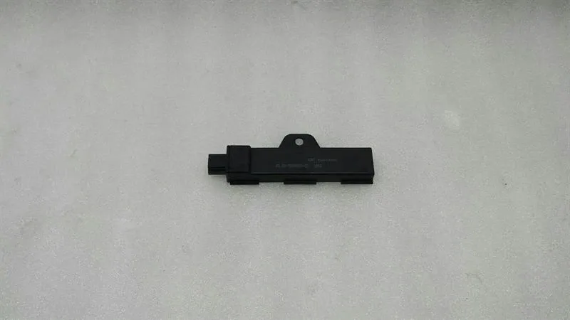 Mini One, Cooper (F55 / F56 / F57) Mini Cooper Aerial / Antenna Keyless Entry System 65209220832 Antenna Body type: Hatchback
Fuel: Diesel