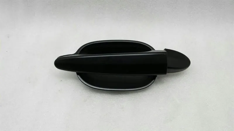 BMW 5 (E60 / E61) BMW 5 Series RRH Door Handle 51216961444 Door Handle 51217191916 Body type: Saloon
Fuel: Petrol