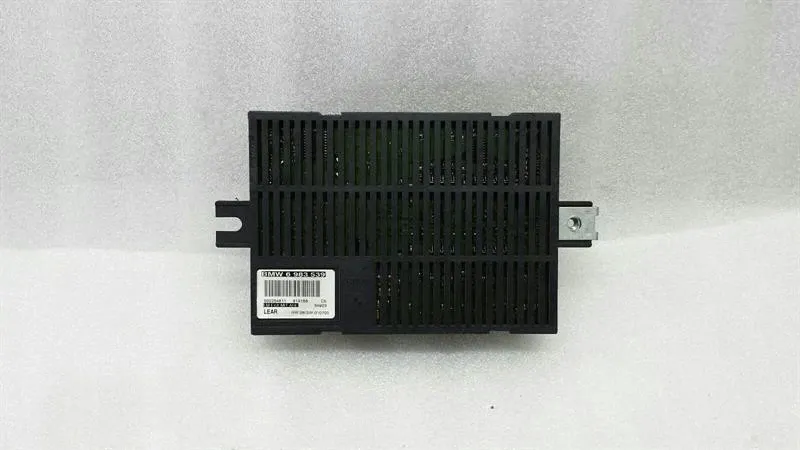 BMW 5 (E60 / E61) BMW 5 Series E60 Light Module 6983539 Control Unit Light Module Body type: Saloon
Fuel: Petrol