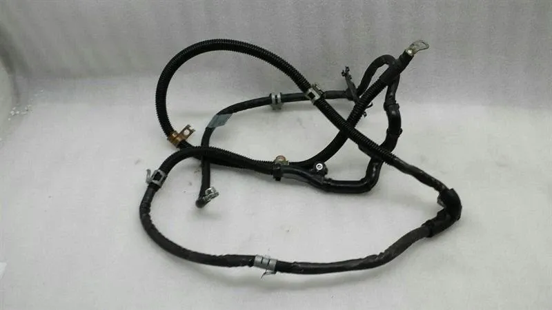 Mercedes-Benz CLS (C218) MERCEDES CLS Starter Motor/Alternator/Prefuse Box Wiring A2124400153 Wiring Harness Body type: Saloon
Fuel: Petrol