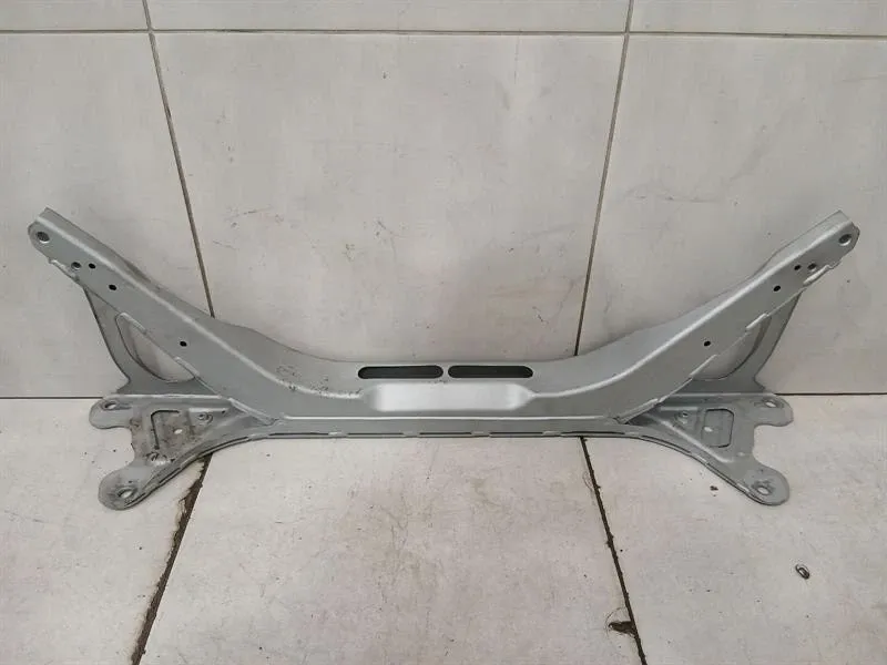 Porsche Boxster GT4RS Spyder subframe rear 982505099D axle frame rear axle Brand/Model: PORSCHE 718
Year: 2025
Engine: 399...