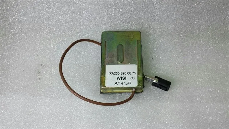 Mercedes-Benz A (W168) Mercedes SL R230 Aerial / Antenna A2308200875 Antenna Body type: Convertible
Fuel: Petrol