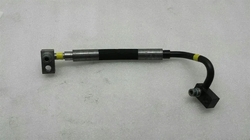 Mercedes-Benz A (W169) Mercedes SL ABC Rear Valve Block Pipe A2303200654 ABC Hose Body type: Convertible
Fuel: Petrol