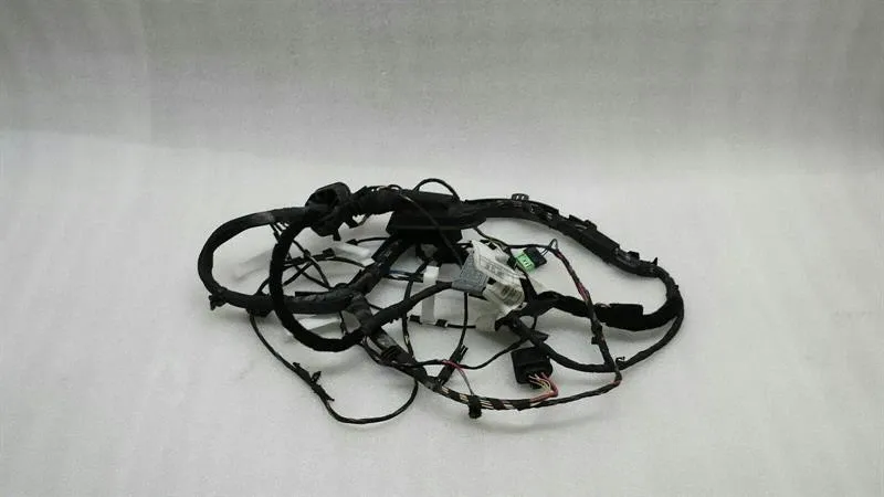 BMW 6 (E63 / E64) BMW 6 Series E63 Wiring Loom Left Door Soft Close 6973921 Wiring Harness 6971820 RHD Body type: Convertible
Fuel: Petrol