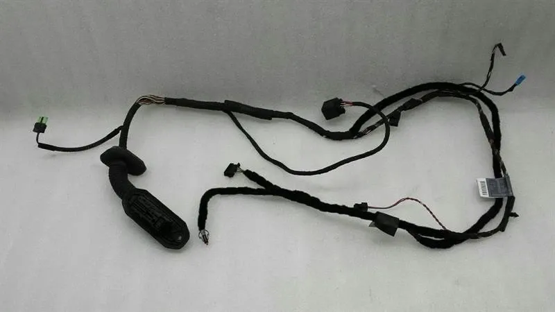 BMW 5 (E60 / E61) BMW 6 Series E60/E61 Front Door Wiring Loom 6966555 Wiring Harness Body type: Convertible
Fuel: Petrol