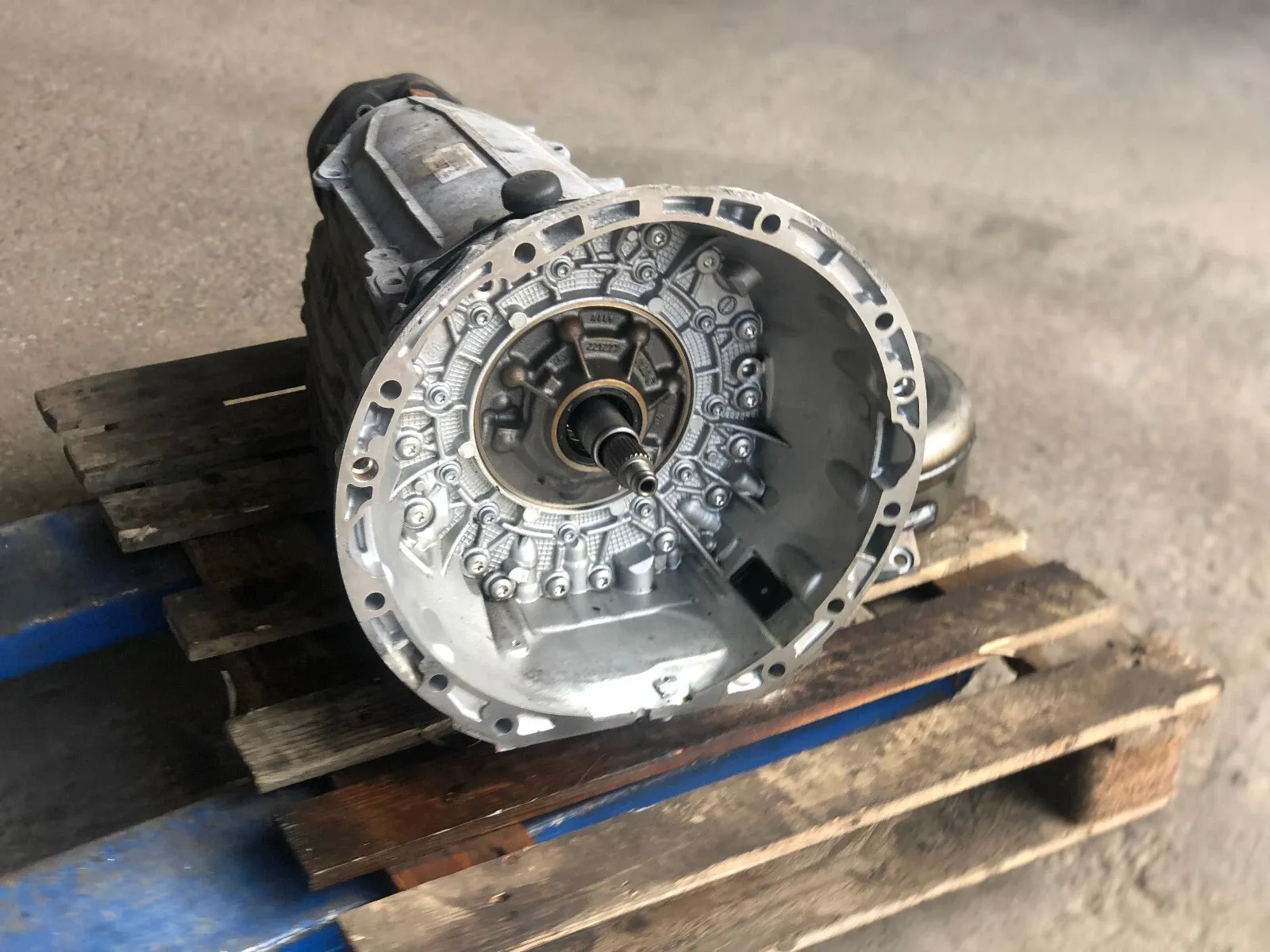 Mercedes-Benz A (W177) Gearbox 16 Mercedes C63AMG 4.0i Automatic Gearbox Gearb...