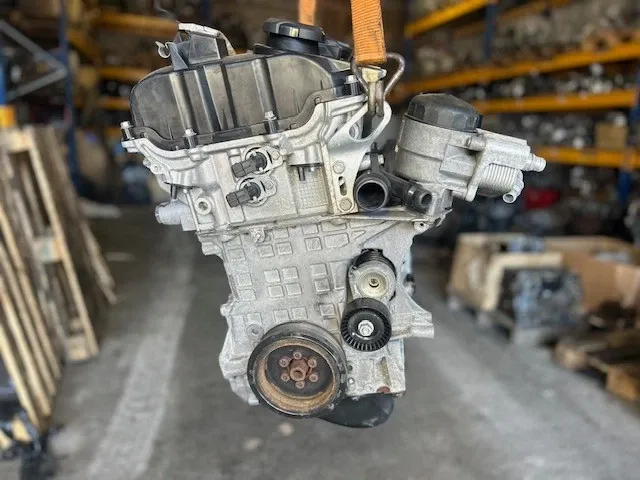 BMW 5 (E60 / E61) Engine BMW E87 E90 E91 E60 2.0i 125kw 170hp N43B20A En...