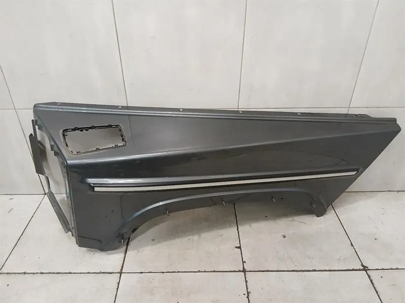 Mercedes-Benz A (W176) 18-24 MERCEDES G-CLASS W463 LEFT WING A4638808702 LEFT WING FENDER Body type: SUV
Fuel: Petrol
