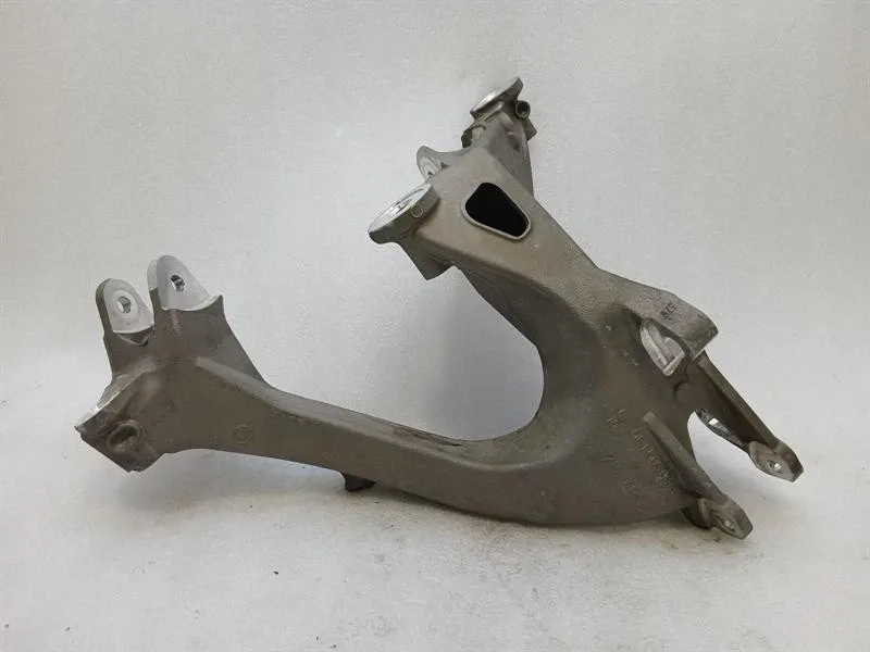Porsche 911 (992) Porsche 911 992 GT3RS Subframe Rear 9GT505064F RHS Axle Frame Rear Axle RIGHT Body type: Coupe
Fuel: Petrol