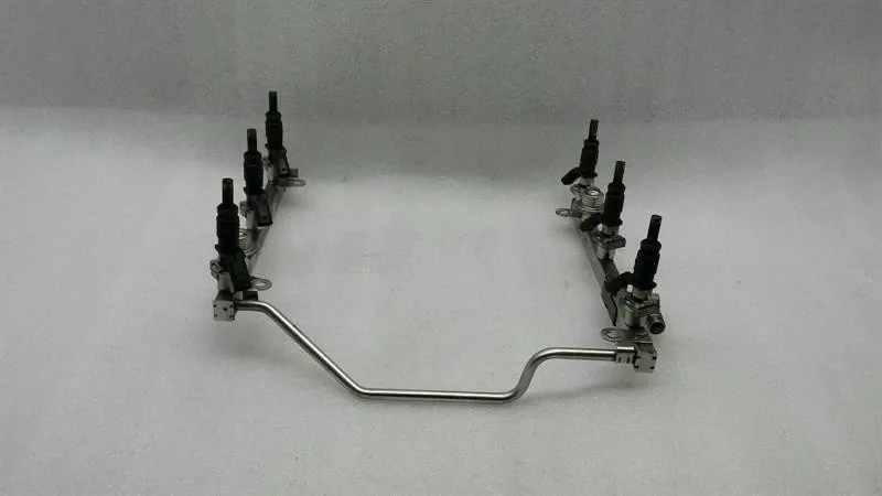 MERCEDES GLK Fuel Rail A2720700995 Fuel Injection Moulding Pipe Distributor A2720780249