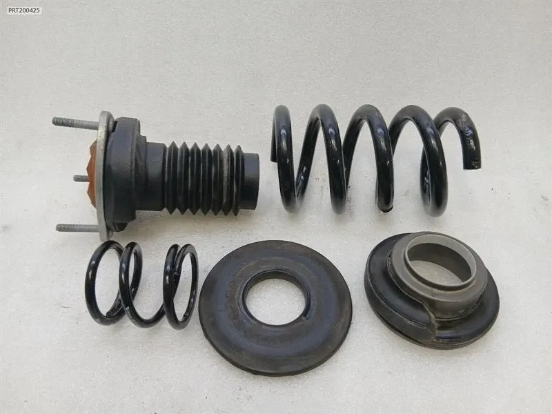 Porsche 911 (992) Porsche 911 992 coil spring rear 992511115D spring rear absorber parts Body type: Coupe
Fuel: Hybrid