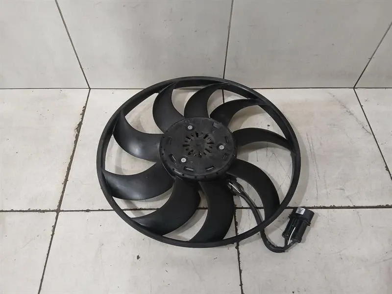 Porsche 911 (992) Porsche 911 992 GT3RS Cooling Fan 9GT959133 FAULTY FAN Body type: Coupe
Fuel: Petrol