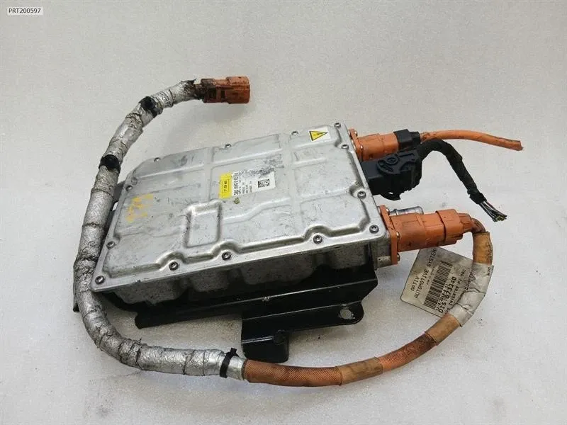Ferrari 296 GTS F171 Electronic module 897402 ON-BOARD CHARGER ECU Brand/Model: FERRARI 296
Year: 2025
Engine: 299...