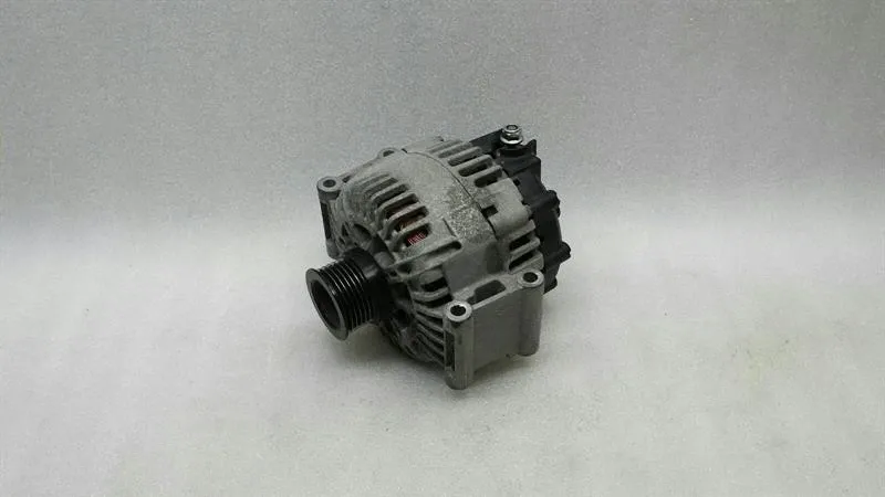 Mercedes-Benz A (W169) Mercedes C Class W204 Alternator A0009060401 Alternator 150A Body type: Coupe
Fuel: Diesel