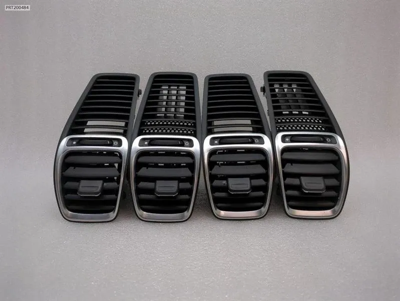 Porsche Boxster (981) Porsche Cayman 981 Air Vent 98155213104 Air Vent Vent Grille SET OF 4 Body type: Coupe
Fuel: Petrol