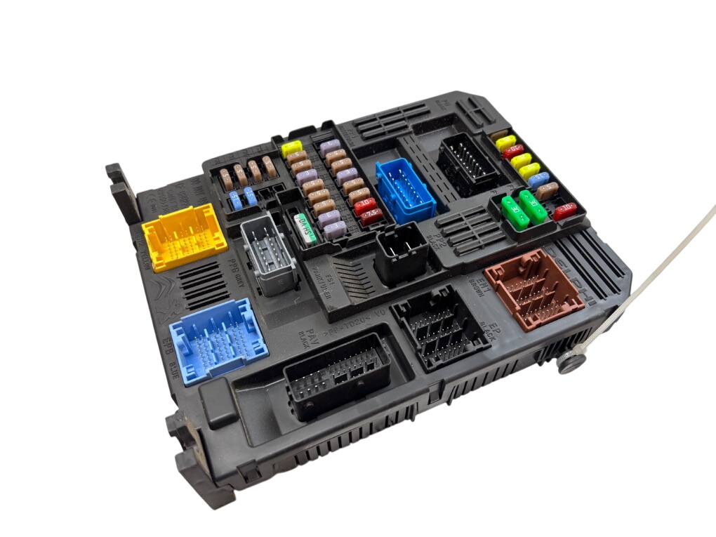 Citroen Berlingo Fuse box 1634164880 Fuse box CITROËN BERLINGO (K9) (2018...