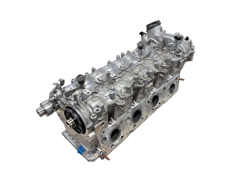 A1570106000 Cylinder Head MERCEDES-BENZ E-CLASS (W212) (2009-2016)