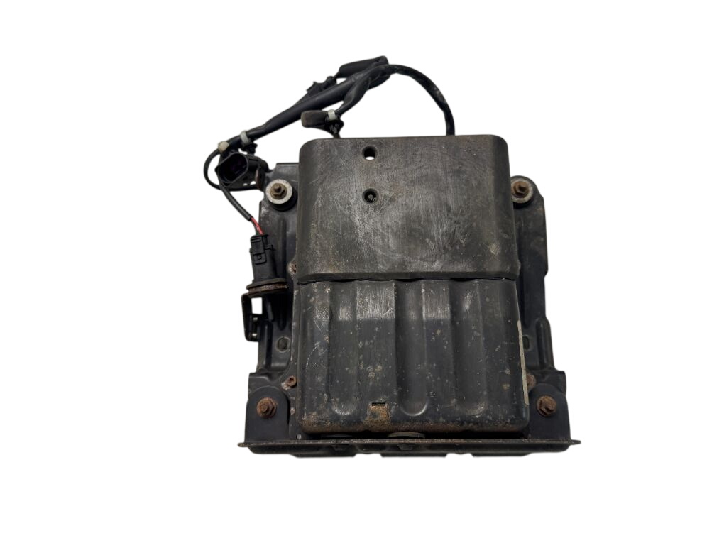 Porsche Panamera Air Suspension Compressor 97035815109 Air Suspension Compressor PORSCHE P...