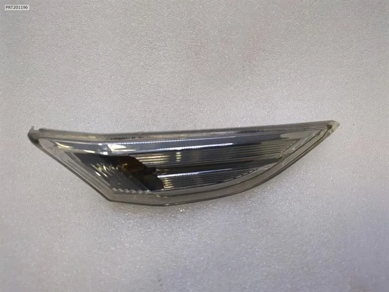 Porsche 911 (991) Porsche 911 991 Right Indicator 99163115602 Right Side Indicator Body type: Coupe
Fuel: Petrol