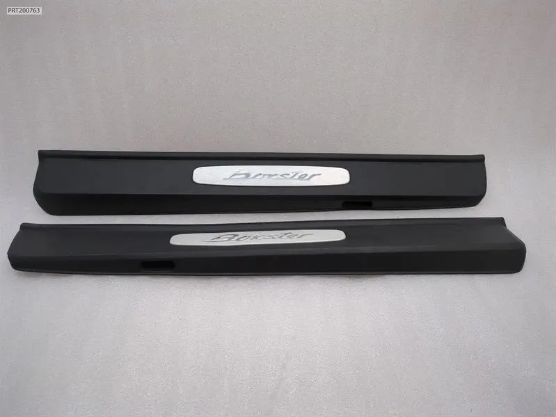 Porsche Boxster (981) Porsche Boxster 981 Door Sill 98150466801 Door Sill Set of 2 Body type: Convertible
Fuel: Petrol