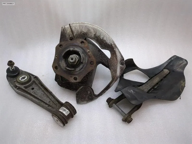 Porsche Boxster (981) Porsche Boxster 981 Right Front Hub 99134115806 Wheel Bearing Housing Front Right Body type: Convertible
Fuel: Petrol