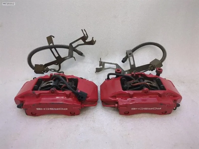 Porsche Boxster (981) Porsche Boxster 981 rear brake caliper set 98635242302 brake caliper rear set Body type: Convertible
Fuel: Petrol