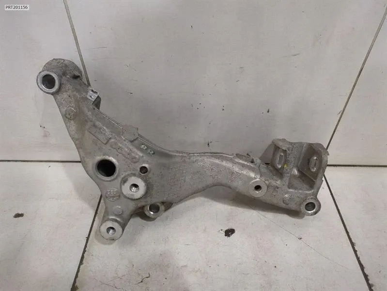 Porsche 911 (991) Porsche 911 991 subframe rear 99133115210 right axle frame rear axle right Body type: Coupe
Fuel: Petrol