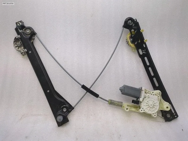 Porsche 911 (991) Porsche 911 991 Left Front Door Winder 99154297500 Window Regulator Front Left Body type: Coupe
Fuel: Petrol