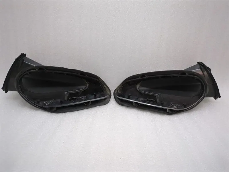 Porsche 911 (992) PORSCHE 911 992 GT3RS 992819655C DEFECTS AIR INTAKE SET 992819656C L+R Body type: Coupe
Fuel: Petrol